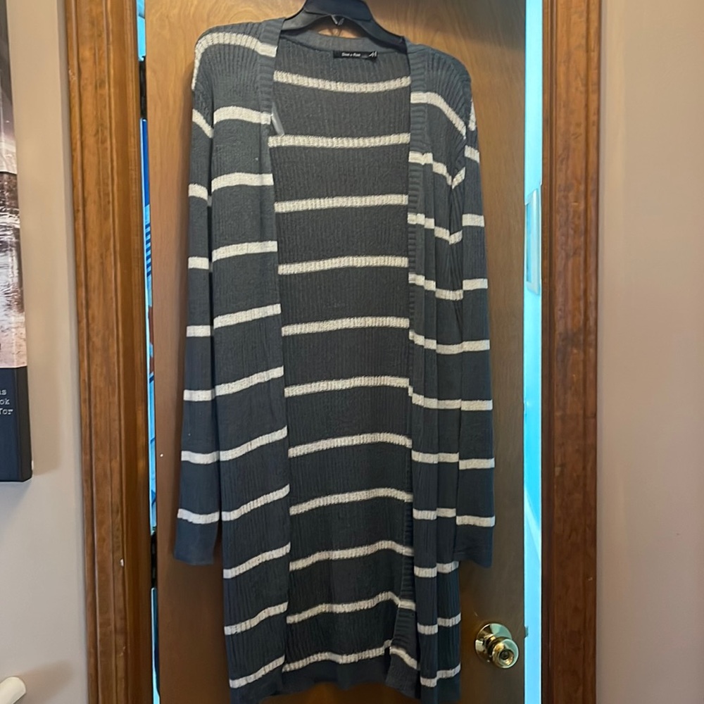 Large womens long cardigan, new with tags!